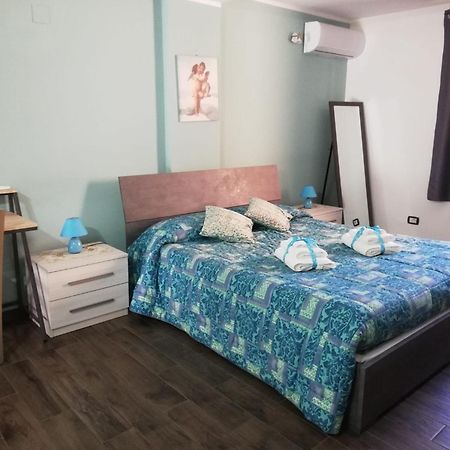 Siracusa Holiday House Otel Siraküza Oda fotoğraf